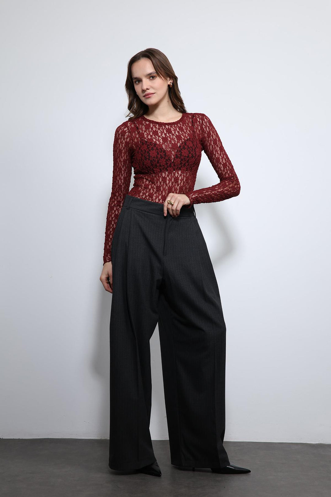 ANT Antioch Bordo Dantel Detaylı Transparan Bluz - Alsdorf