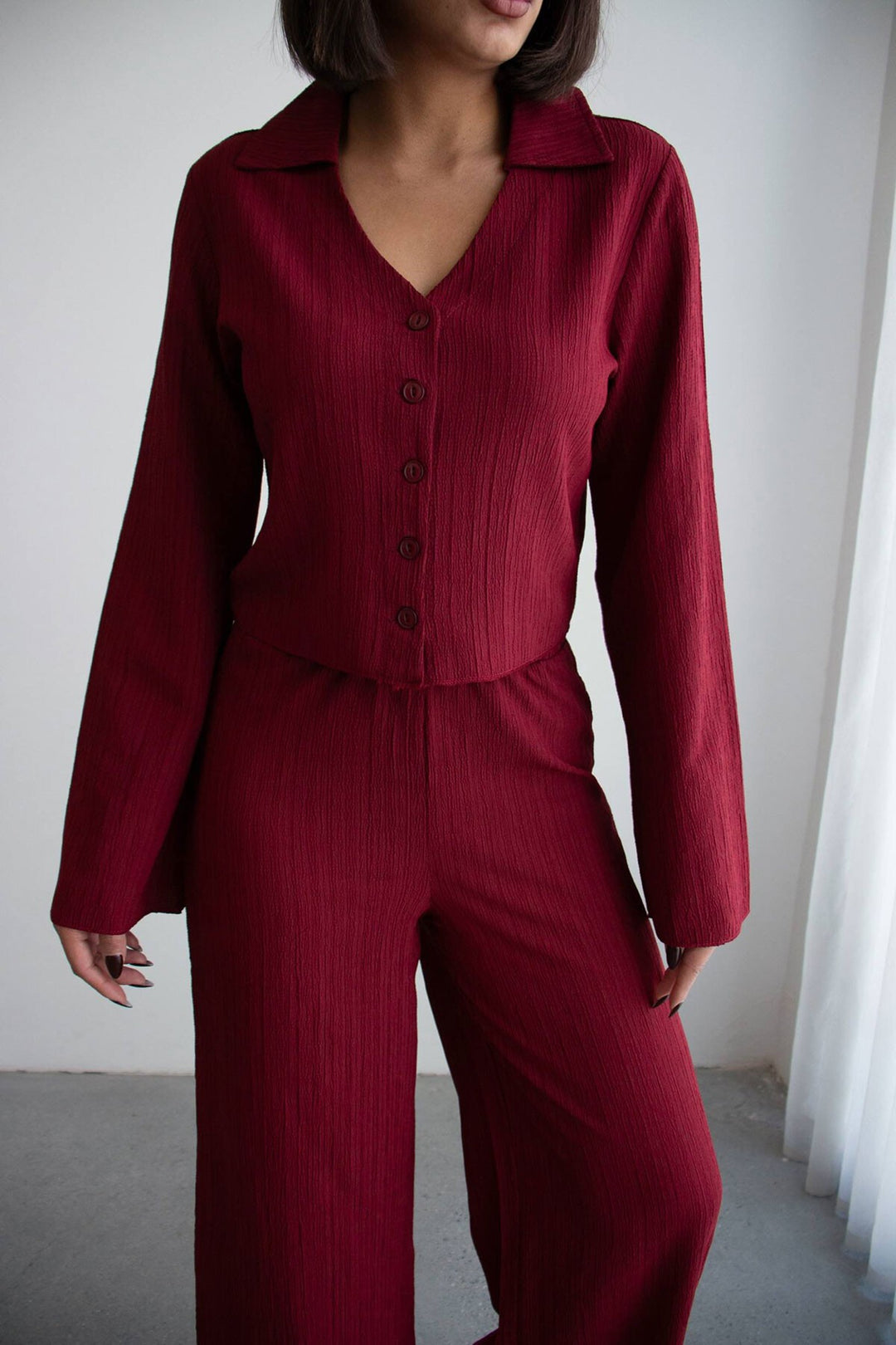 Bordo Geniş Kol Düğme Detaylı Yakalı Bluz Ve Palazzo Pantolon Alt Üst Takım BCHN-2626136 - Orléans