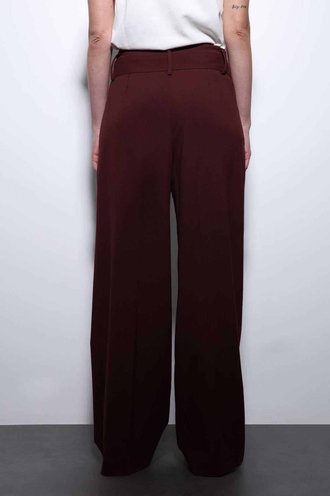 ANT Antioch Wide Leg Women's Pants with Burgundy Belted Pleats - Gorinchem