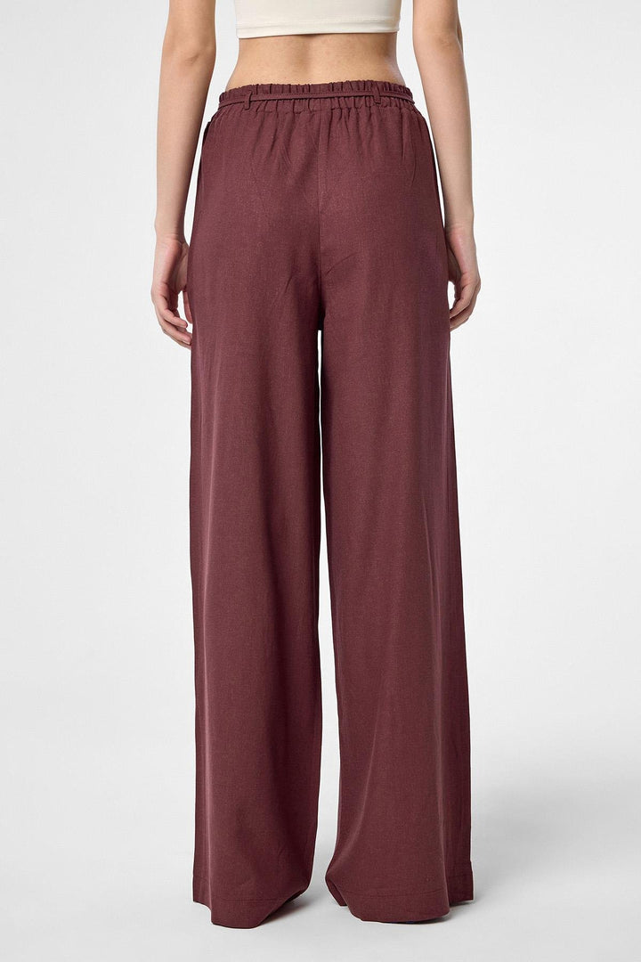 ANT Antioch Burgundy Corduroy Blend Women's Pants - Famalicão