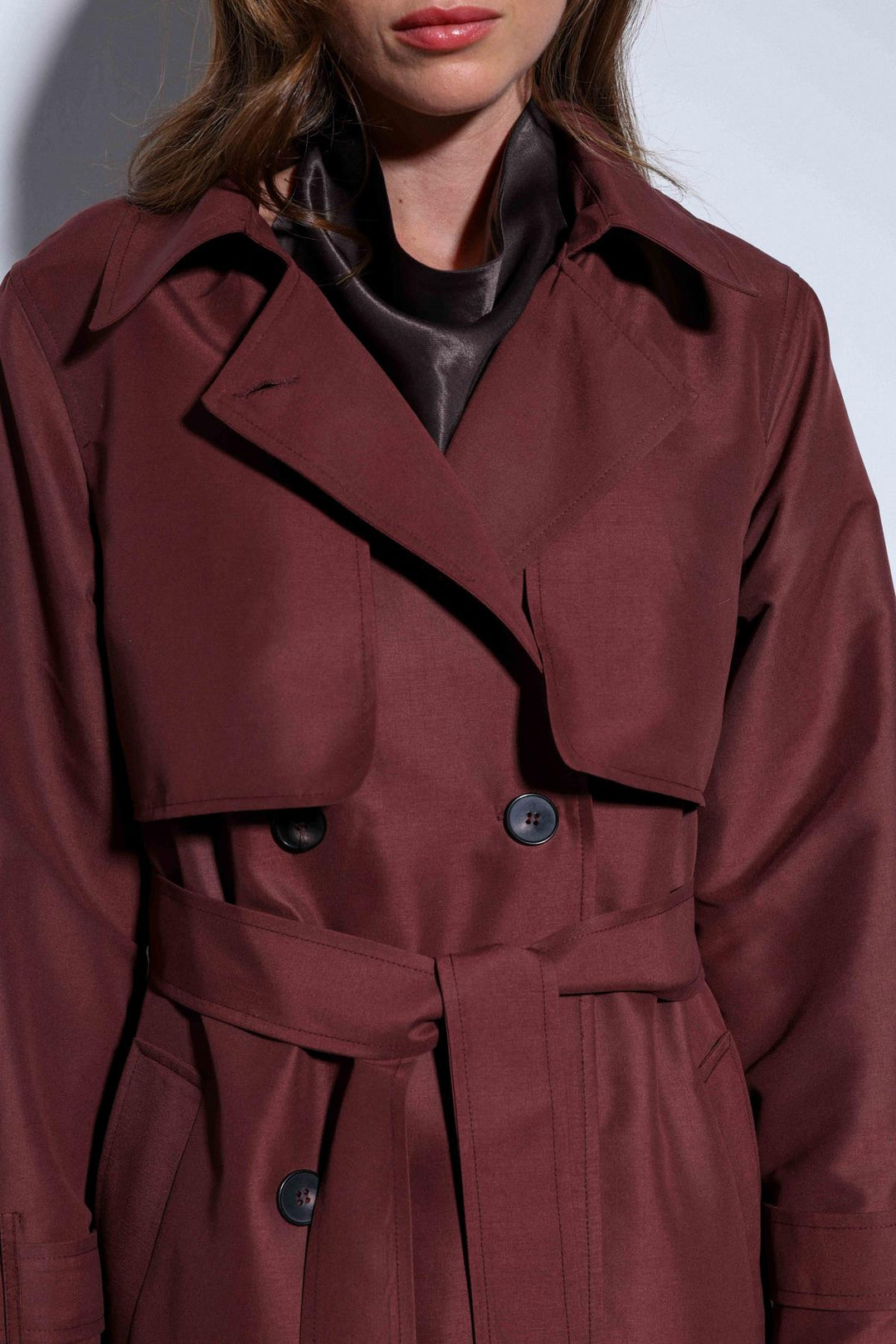 ANT Antioch Bordeaux Trench Coat with Wrap Belt for Women - Cholula de Rivadabia