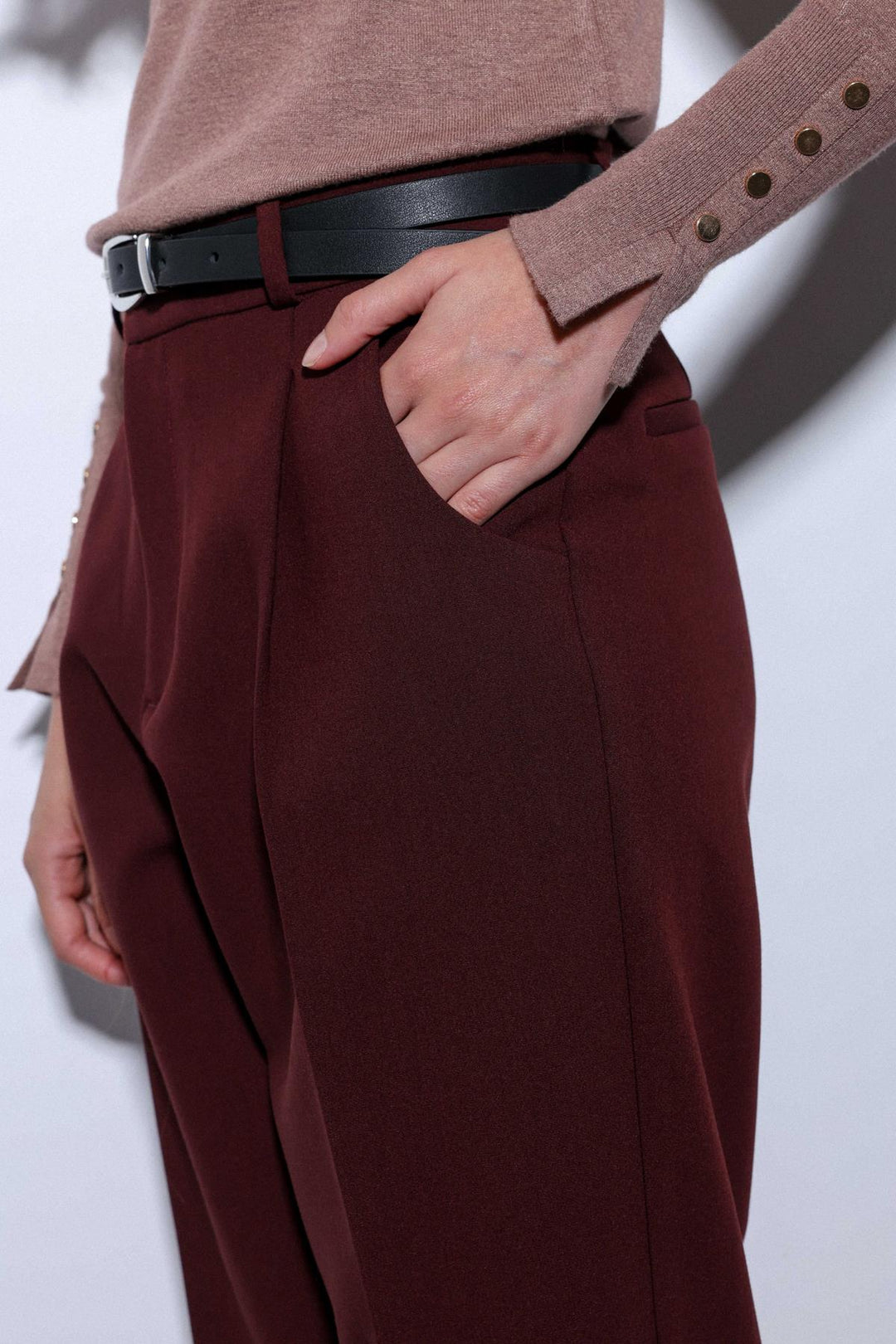 ANT Antioch Bordeaux Pencil Women's Pants - Arroyomolinos