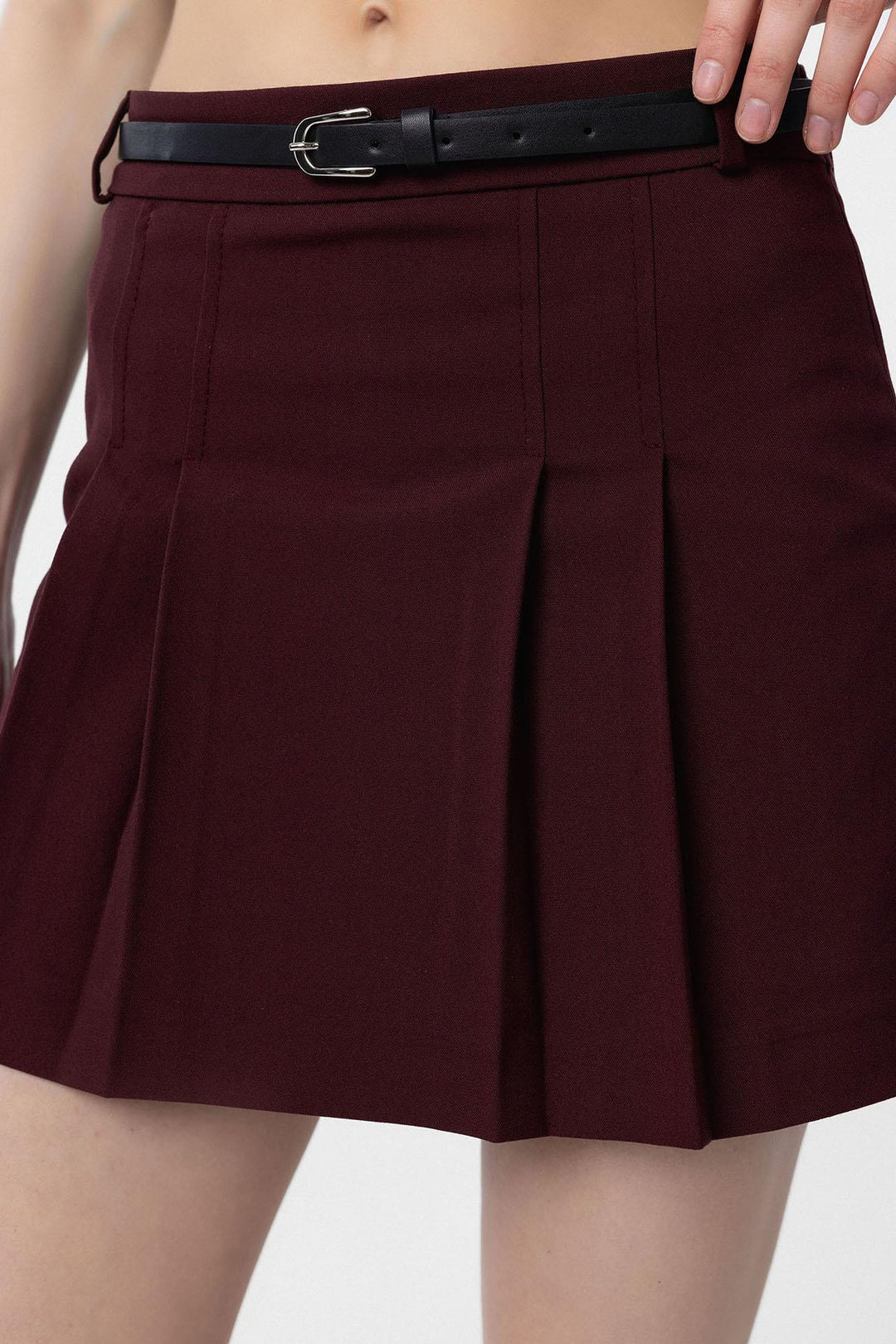 ANT Antioch Burgundy Pleated Women's Mini Skirt - Kanata