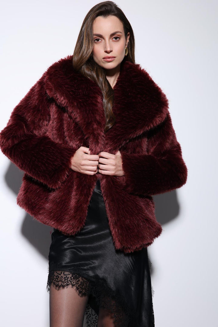 ANT Antioch Bordeaux Faux Fur Women's Jacket - Leesburg
