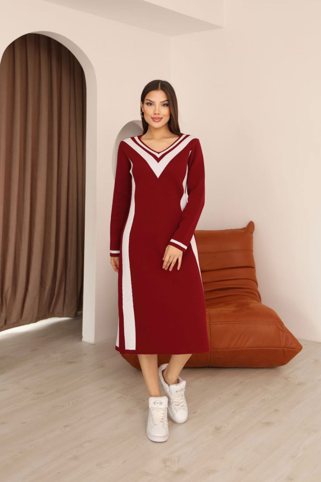 Bordo V Yaka Çizgi Bloklu Triko Elbise BCES-253007 - Dzhankoi