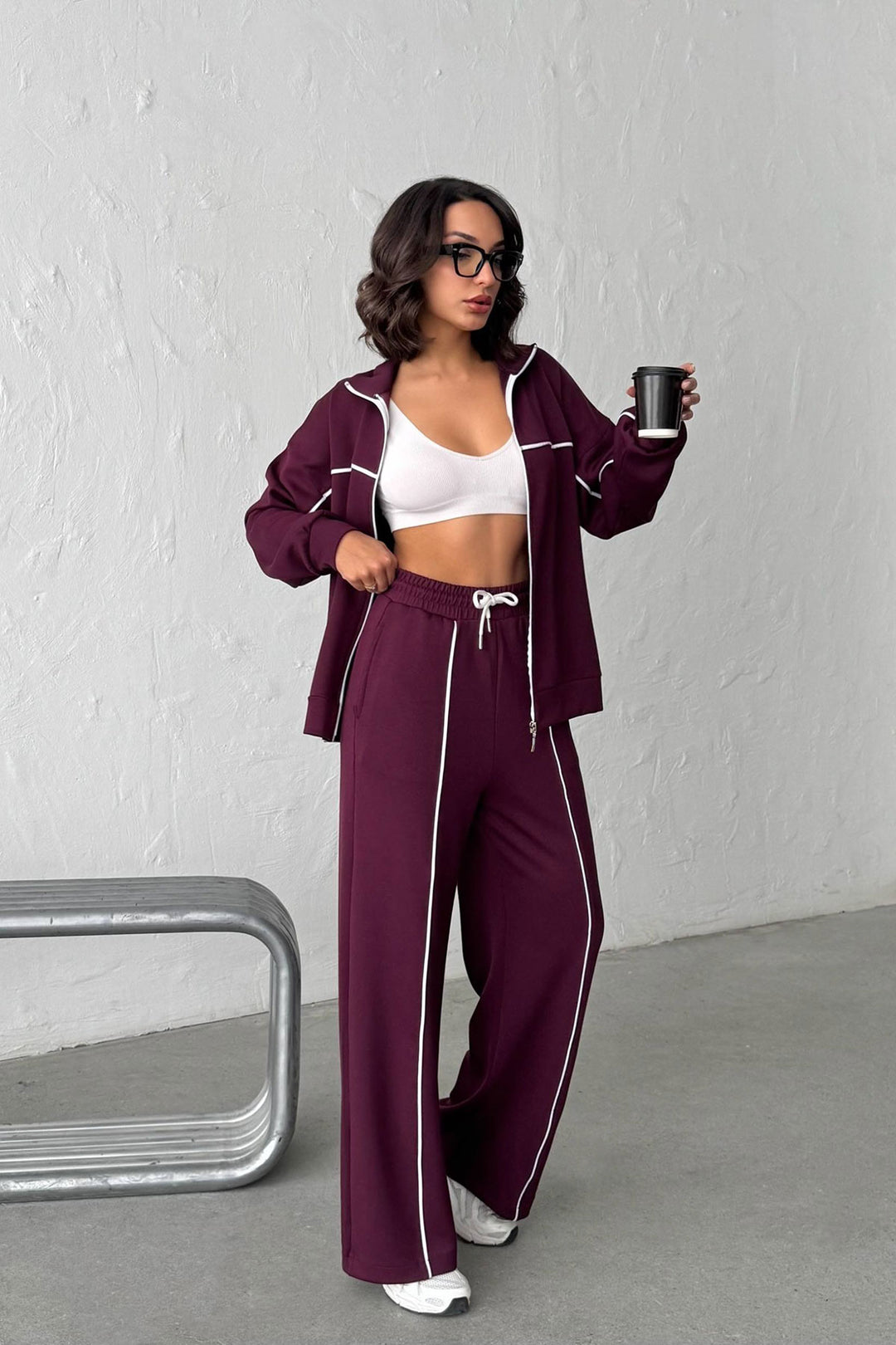 Burgundy Soft Textured Palazzo Pants and Zippered Sweatshirt Set BCHN-25261024 - Oraiókastro
