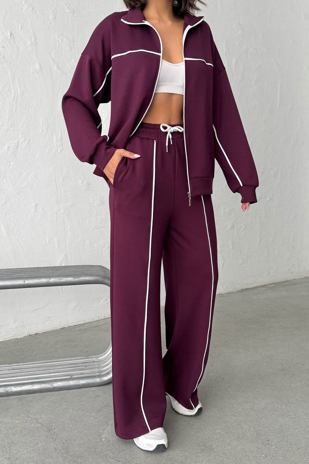 Burgundy Soft Textured Palazzo Pants and Zippered Sweatshirt Set BCHN-25261024 - Oraiókastro