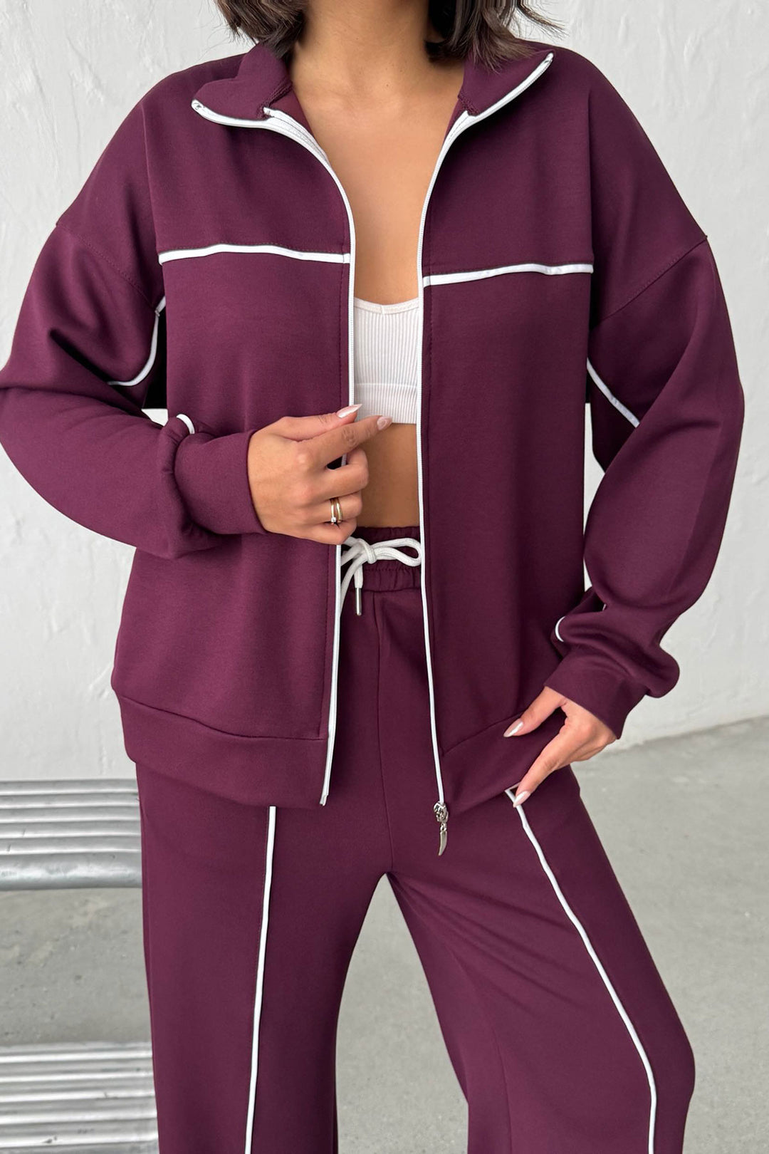 Burgundy Soft Textured Palazzo Pants and Zippered Sweatshirt Set BCHN-25261024 - Oraiókastro