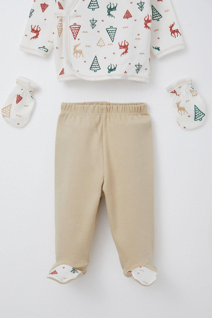 BRE Breeze Baby Boy Hospital Outfit 5 Piece Christmas Themed Deer Patterned 0-3 Months, Ecru - Novi
