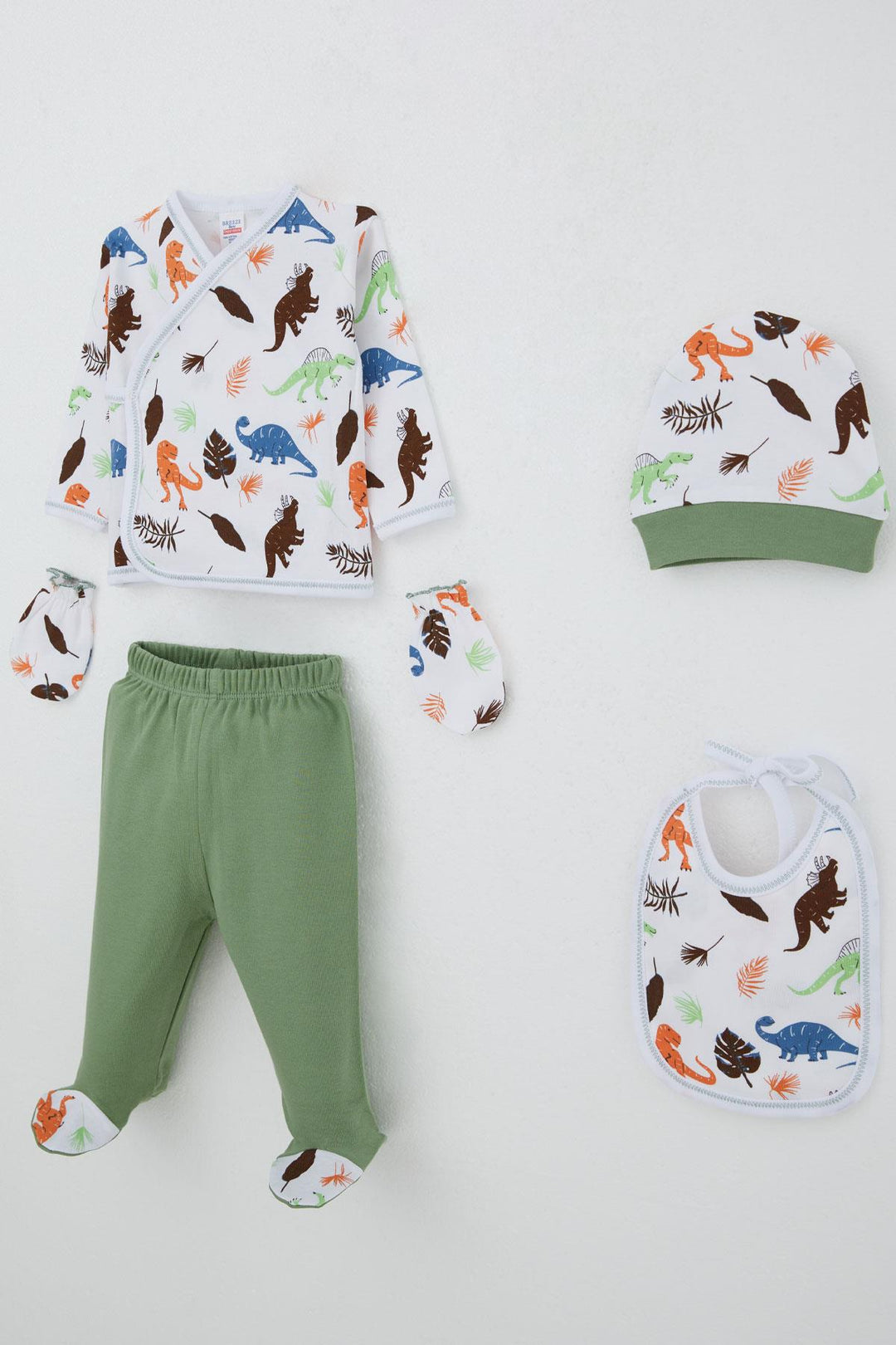BRE Breeze Baby Boy Hospital Outfit 5 Piece Dinosaur Kingdom 0-3 Months, White - Doral