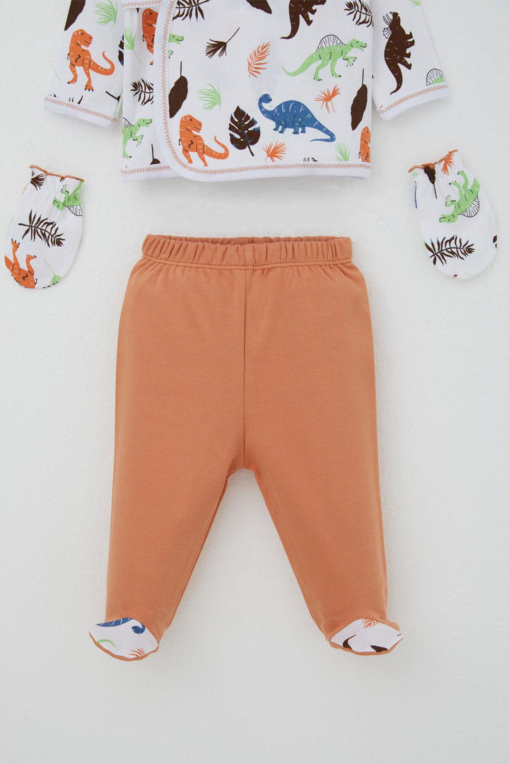 BRE Breeze Baby Boy Hospital Outfit 5 Piece Dinosaur Kingdom 0-3 Months, White - Lamía