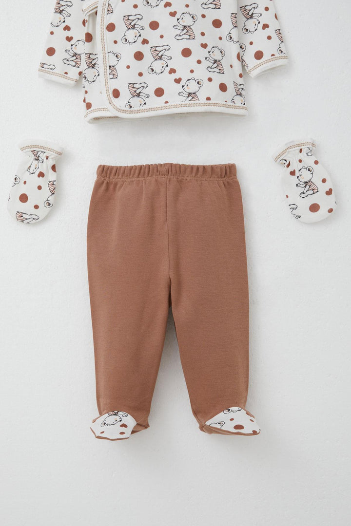 BRE Breeze Baby Boy Hospital Outfit 5 Piece Cute Baby Bear Patterned 0-3 Months, White - Aldershot