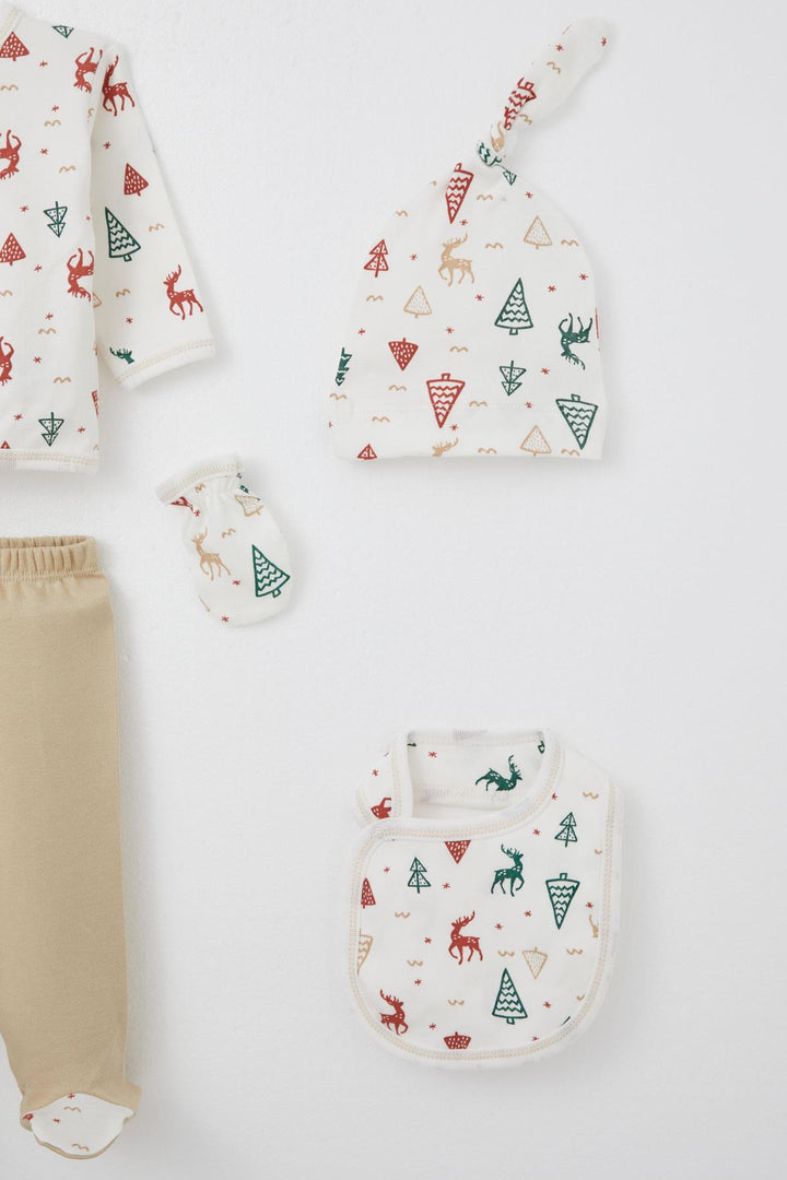 BRE Breeze Baby Boy Hospital Outfit 5 Piece Christmas Themed Deer Patterned 0-3 Months, Ecru - Novi