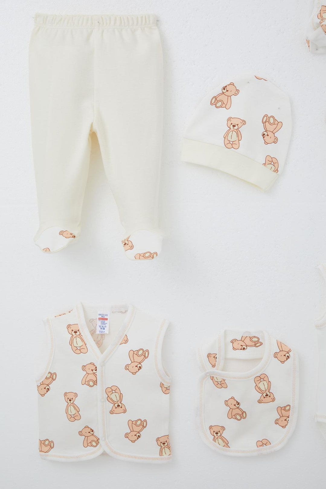 BRE Breeze Baby Boy Hospital Outfit 8 Piece Toy Bear Patterned 0-3 Months, White - Desio