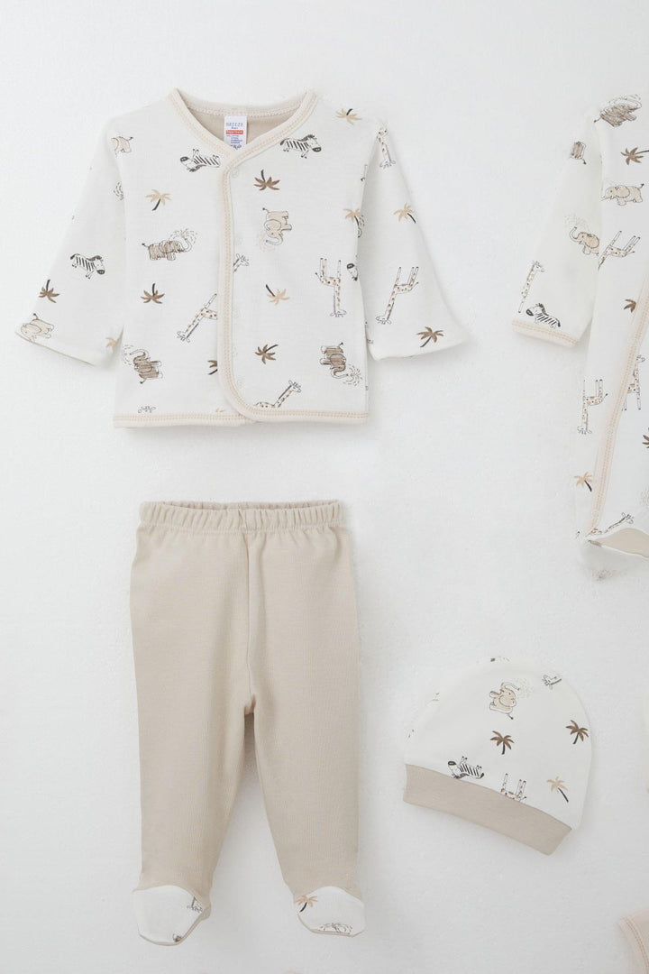 BRE Breeze Baby Boy Hospital Outfit 8 Pieces Palm Tree Patterned Cute Animals Design 0-3 Months, Ecru - Palm Coast