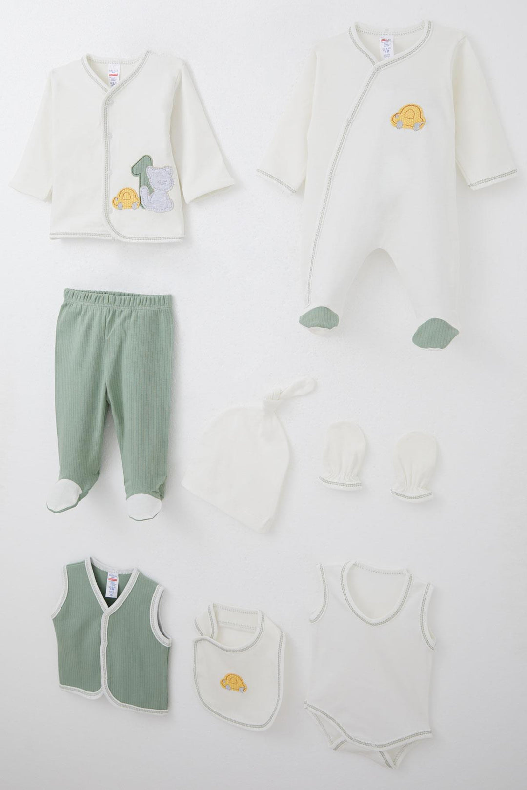BRE Breeze Baby Boy Hospital Exit 8 Piece Patin Car Adventure 0-3 Months, Ecru - Flower Mound