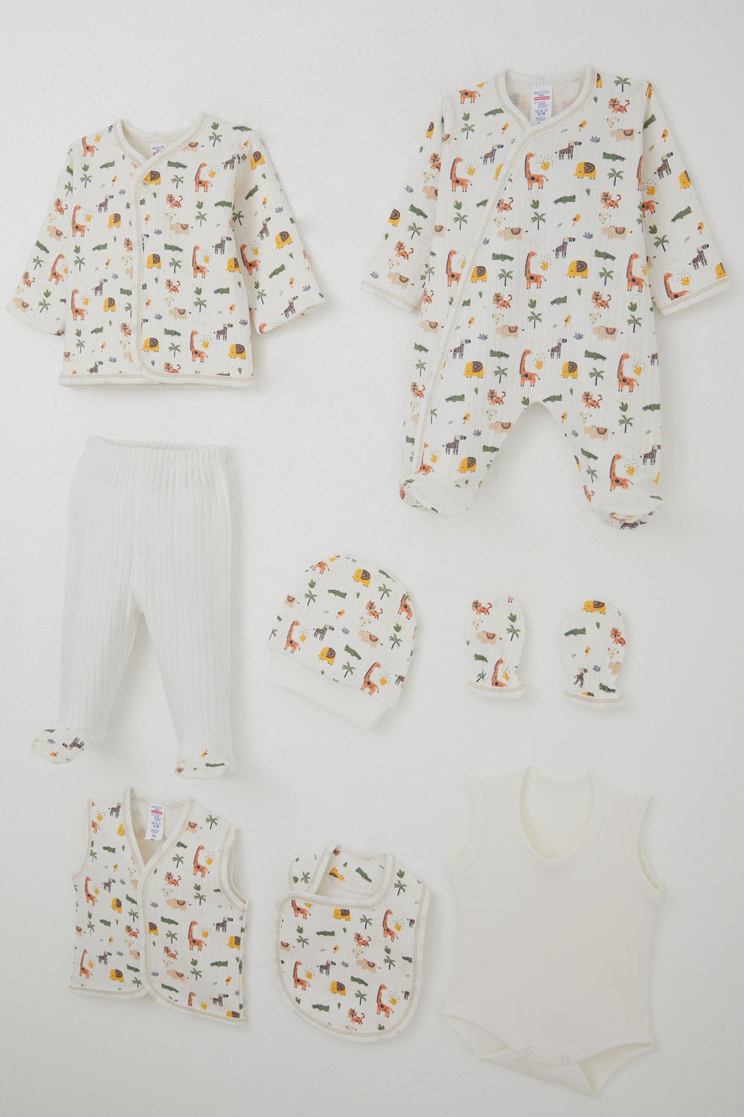 BRE Breeze Baby Boy Hospital Outfit 8 Piece Zoo 0-3 Months, Ecru - Acilia