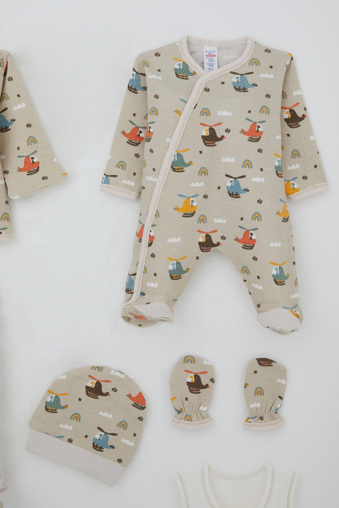 BRE Breeze Baby Boy Hospital Outfit 8 Piece Sky Tour Pilot Dino 0-3 Months, Beige - Rîbniţa