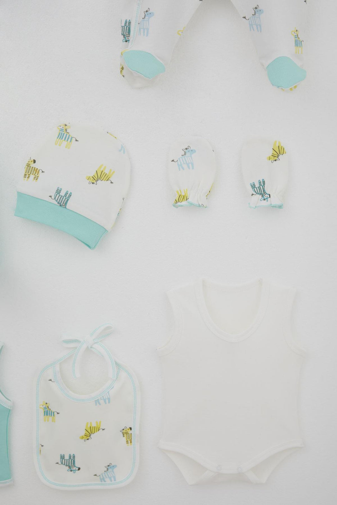 BRE Breeze Baby Boy Hospital Outfit 8 Piece Cute Baby Zebra Patterned 0-3 Months, Ecru - Ormond Beach