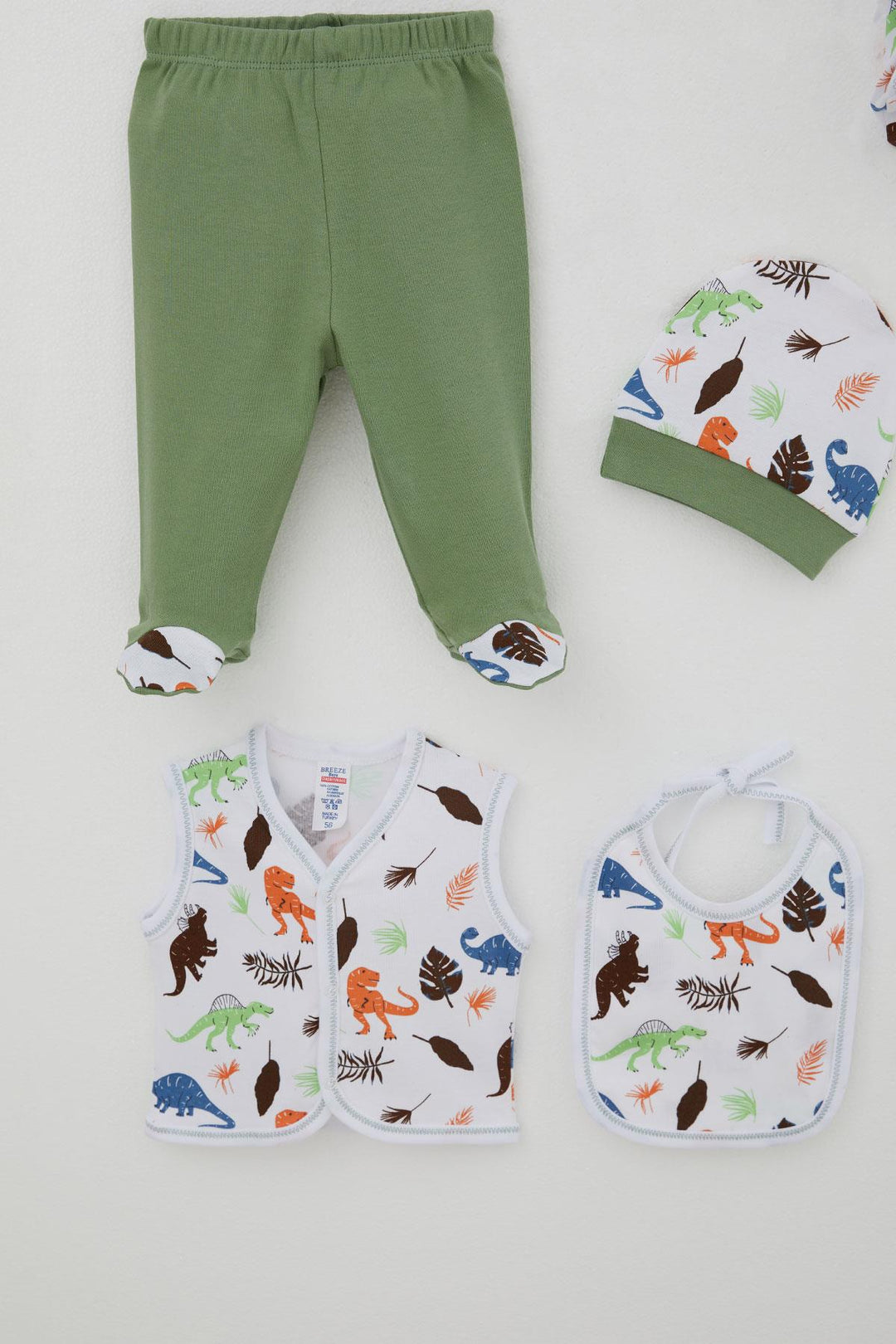 BRE Breeze Baby Boy Hospital Outfit 8 Piece Dinosaur Kingdom 0-3 Months, White - Paisley