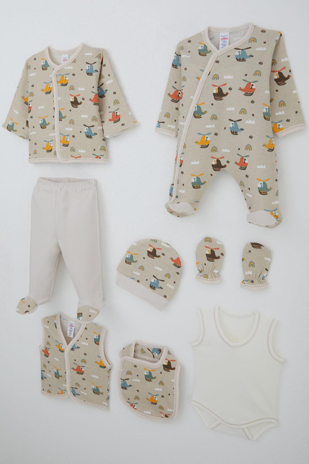 BRE Breeze Baby Boy Hospital Outfit 8 Piece Sky Tour Pilot Dino 0-3 Months, Beige - Rîbniţa