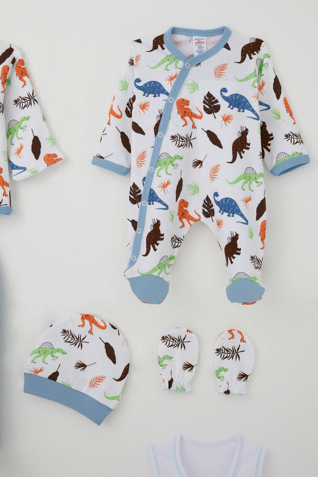 BRE Breeze Baby Boy Hospital Outfit 8 Piece Dinosaur Patterned 0-3 Months, White - Berdychiv