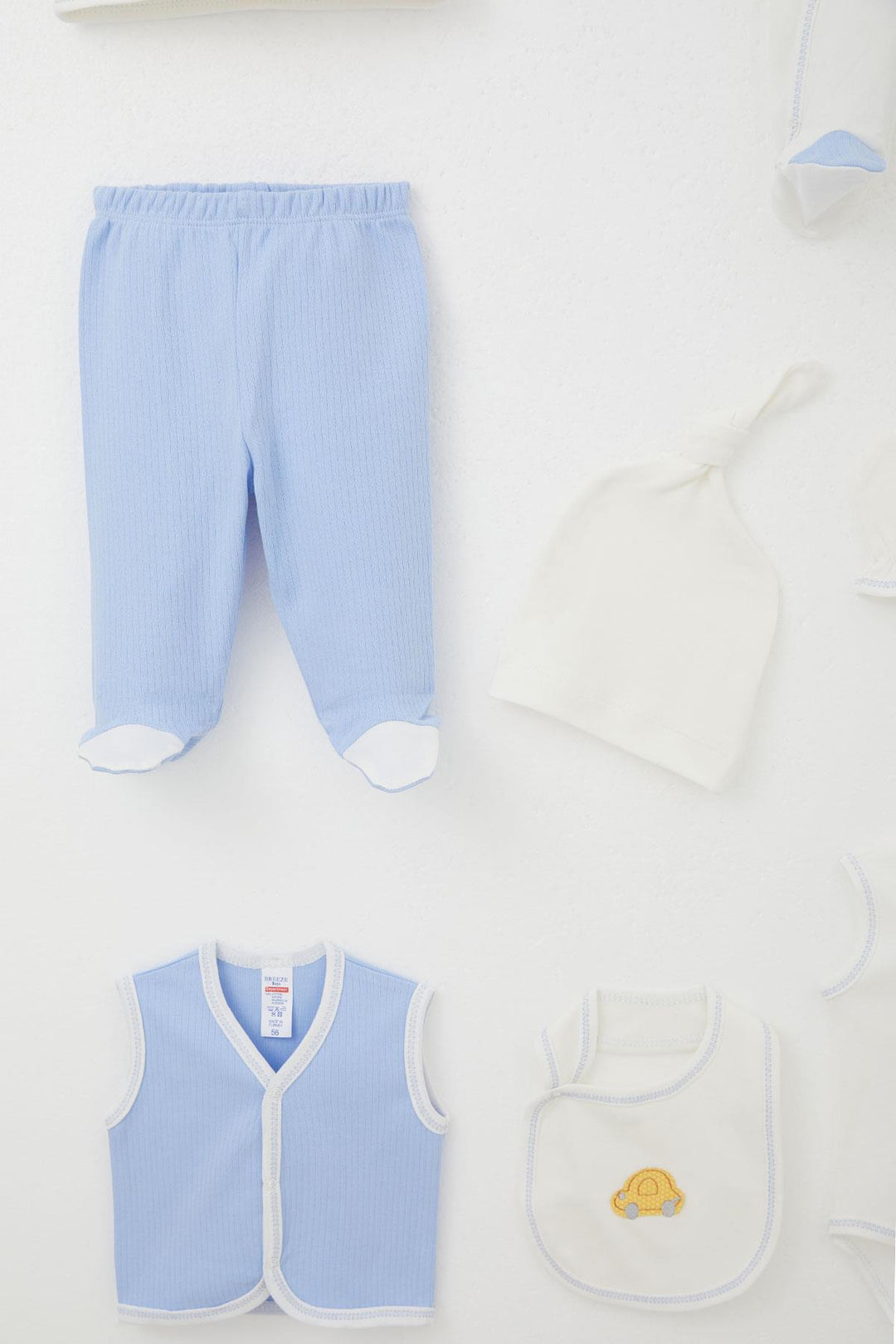 BRE Breeze Baby Boy Hospital Exit 8 Piece Patin Car Adventure 0-3 Months, White - Middletown