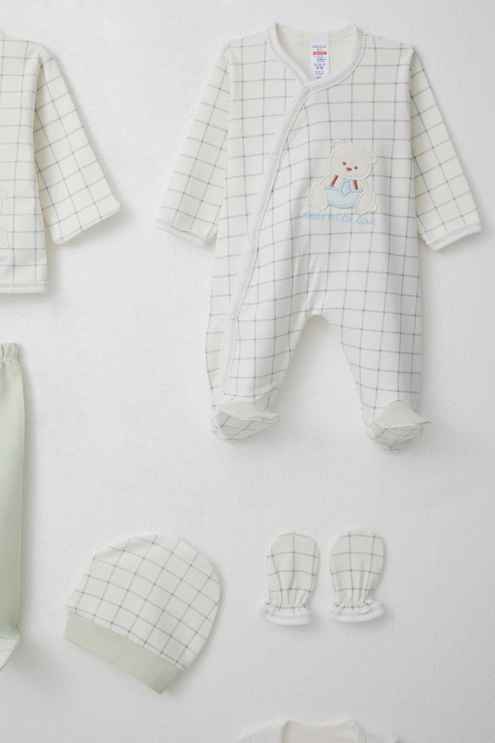 طقم ملابس مستشفى BRE Breeze Baby Boy مكون من 8 قطع مع نمط مربع مطرز على شكل دب لطيف من عمر 0 ​​إلى 3 أشهر، إكرو - شاجين