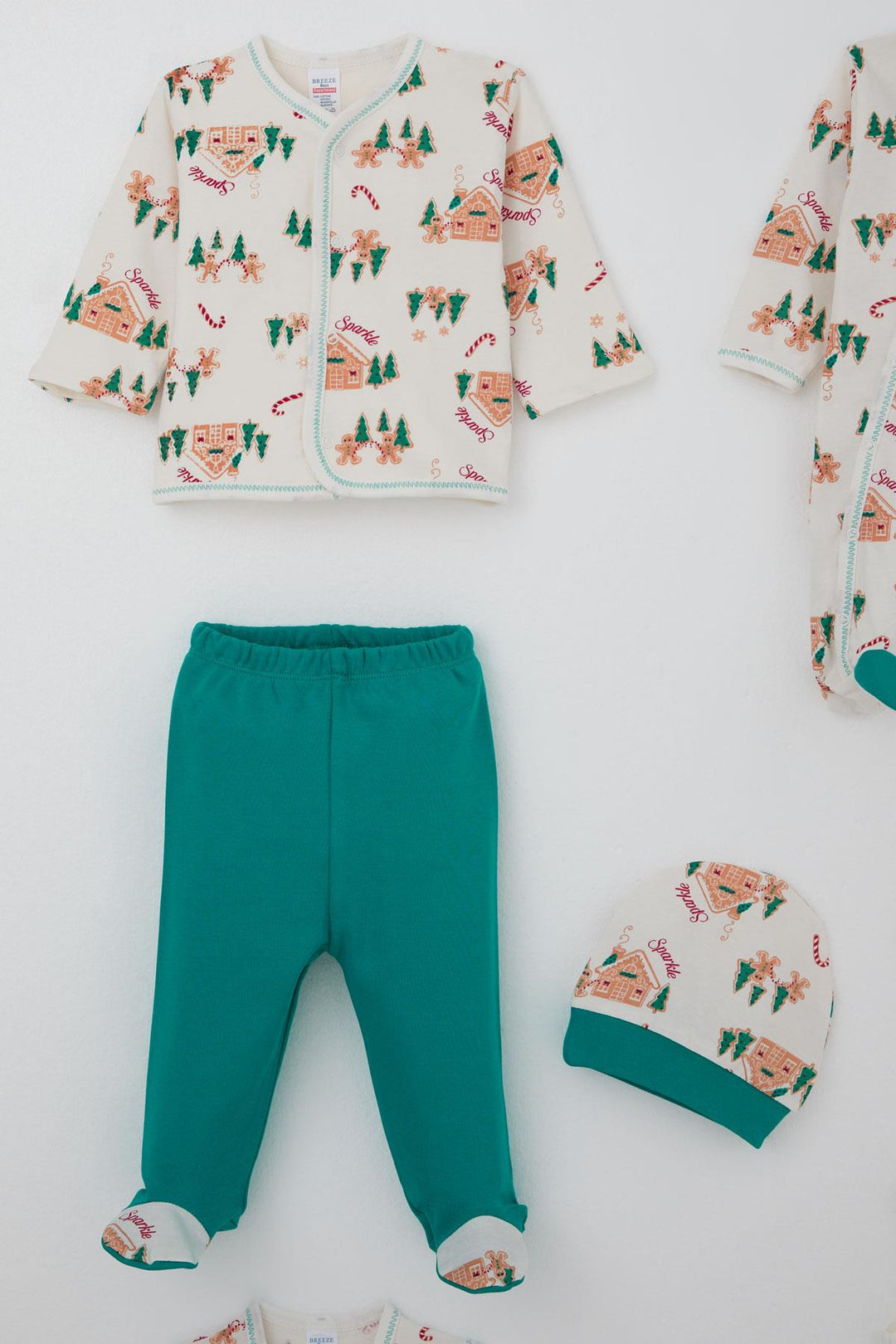 BRE Breeze Baby Boy Hospital Outfit 8 Piece New Year Themed Pine & House Patterned 0-3 Months, Cream - Cananea