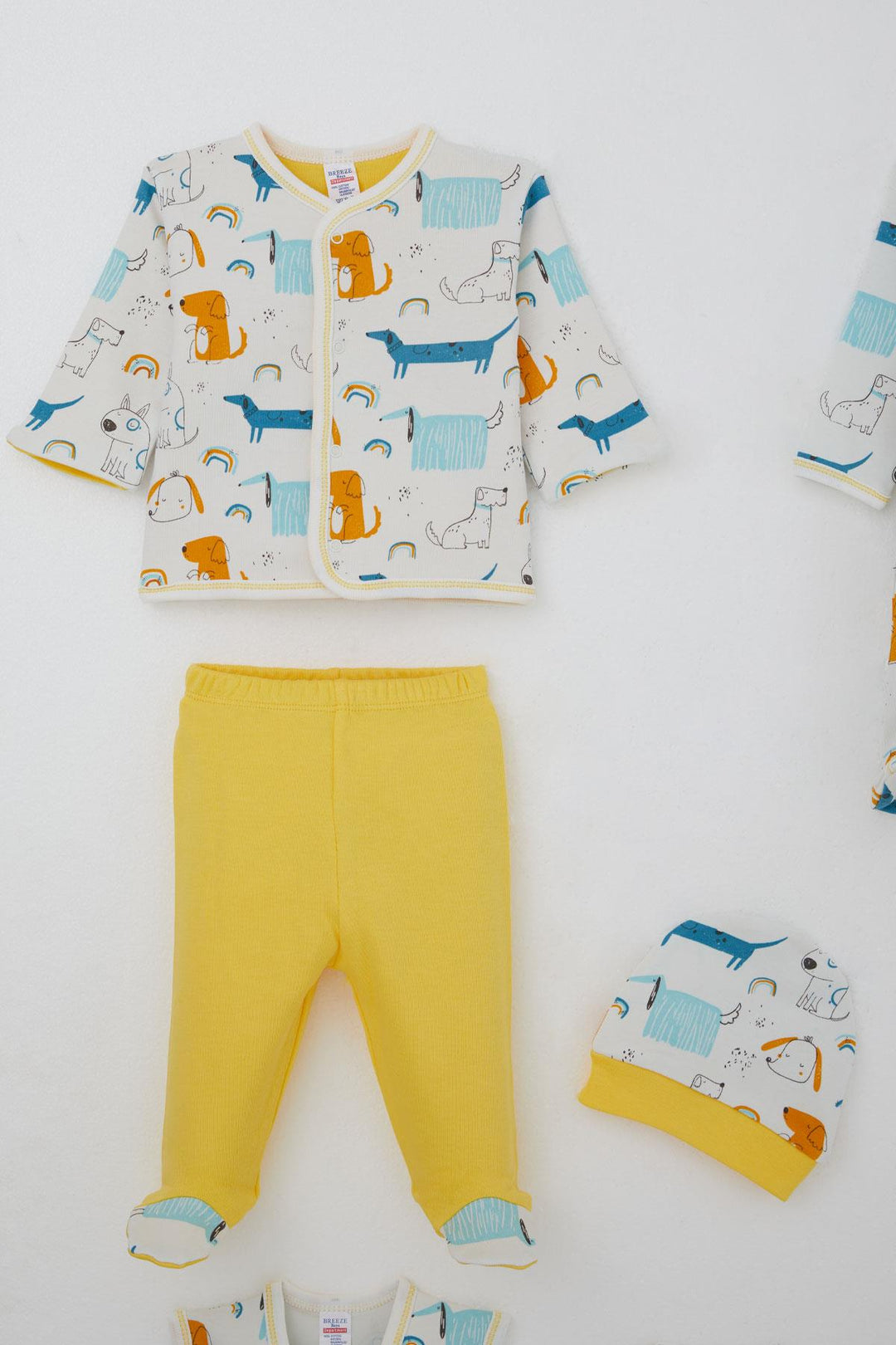 BRE Breeze Baby Boy Hospital Outfit 8 Cute Puppy Patterned 0-3 Months, Ecru - Rozzano