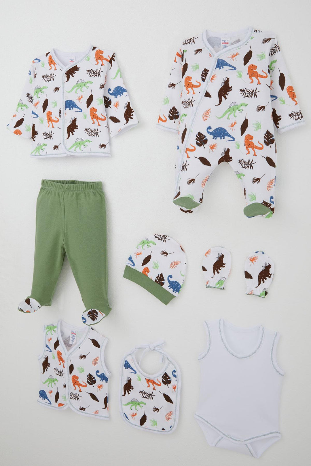 BRE Breeze Baby Boy Hospital Outfit 8 Piece Dinosaur Kingdom 0-3 Months, White - Boulder