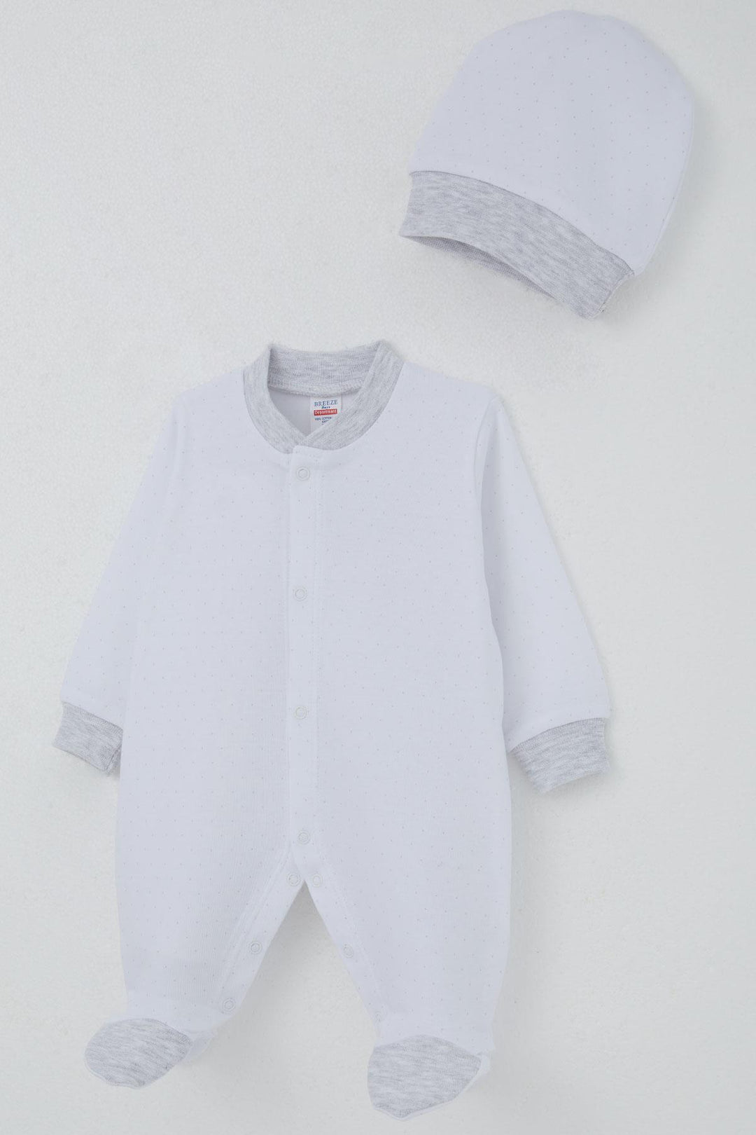BRE Breeze Baby Boy Romper with Socks Polka Dot Pattern 0-6 Months, White - Purísima de Bustos