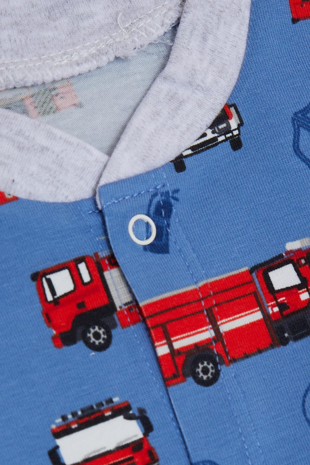 BRE Breeze Baby Boy Romper Fire Truck منقوشة 0-6 أشهر، نيلي - لينوود