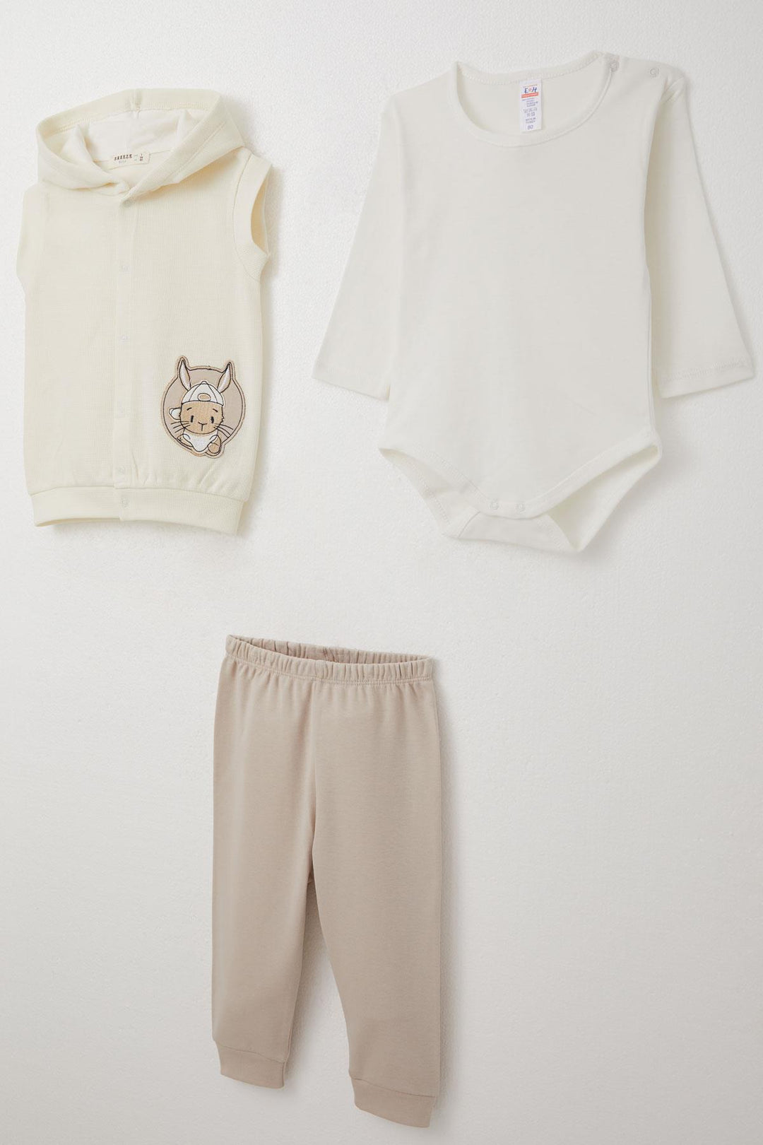 BRE Breeze Baby Boy Bodysuit 3-Piece Set لطيف الأرنب المطرز 4 أشهر سنة، إكرو - لوكسمبورغ