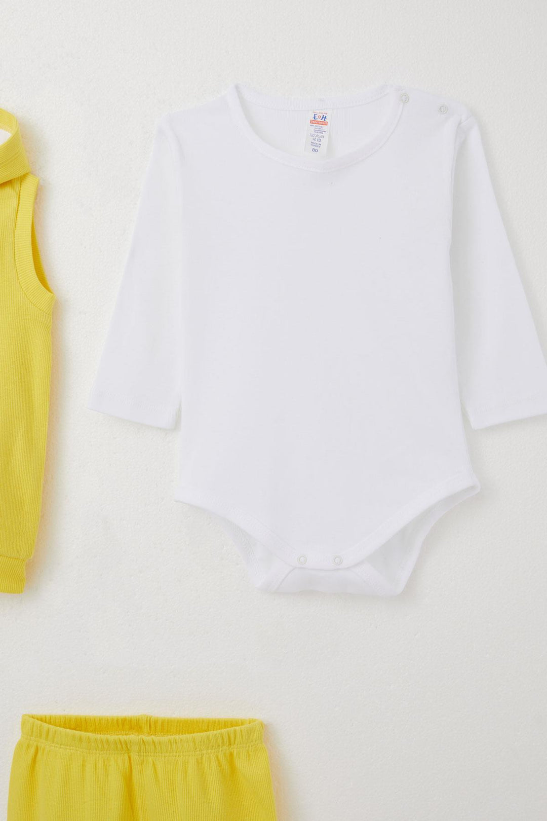 BRE Breeze Baby Boy Bodysuit 3-Piece Set Cute Bear Embroidered Hooded 4 Months Year, Yellow - Tepalcatepec