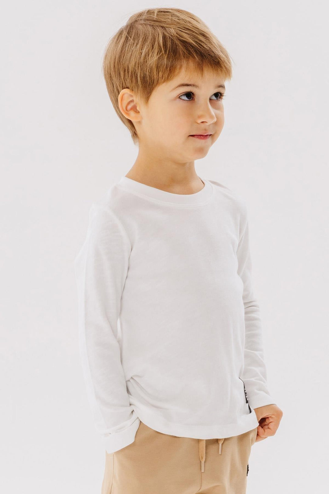 BRE Breeze Girls & Boys Boys Long Sleeve T-Shirt with Emblem 93 Years, Ecru - Glendale