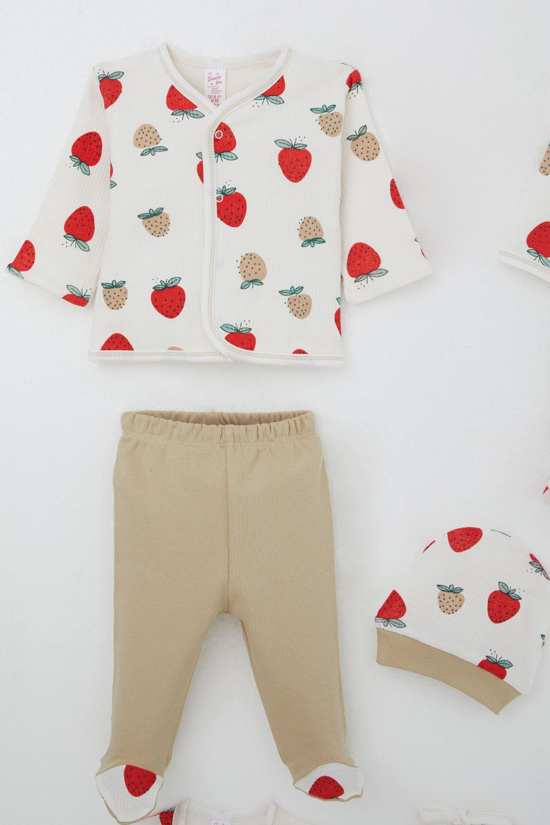 BRE Breeze Baby Girl Hospital Outfit 8 Piece Strawberry Garden Patterned 0-3 Months, Ecru - Lugoj