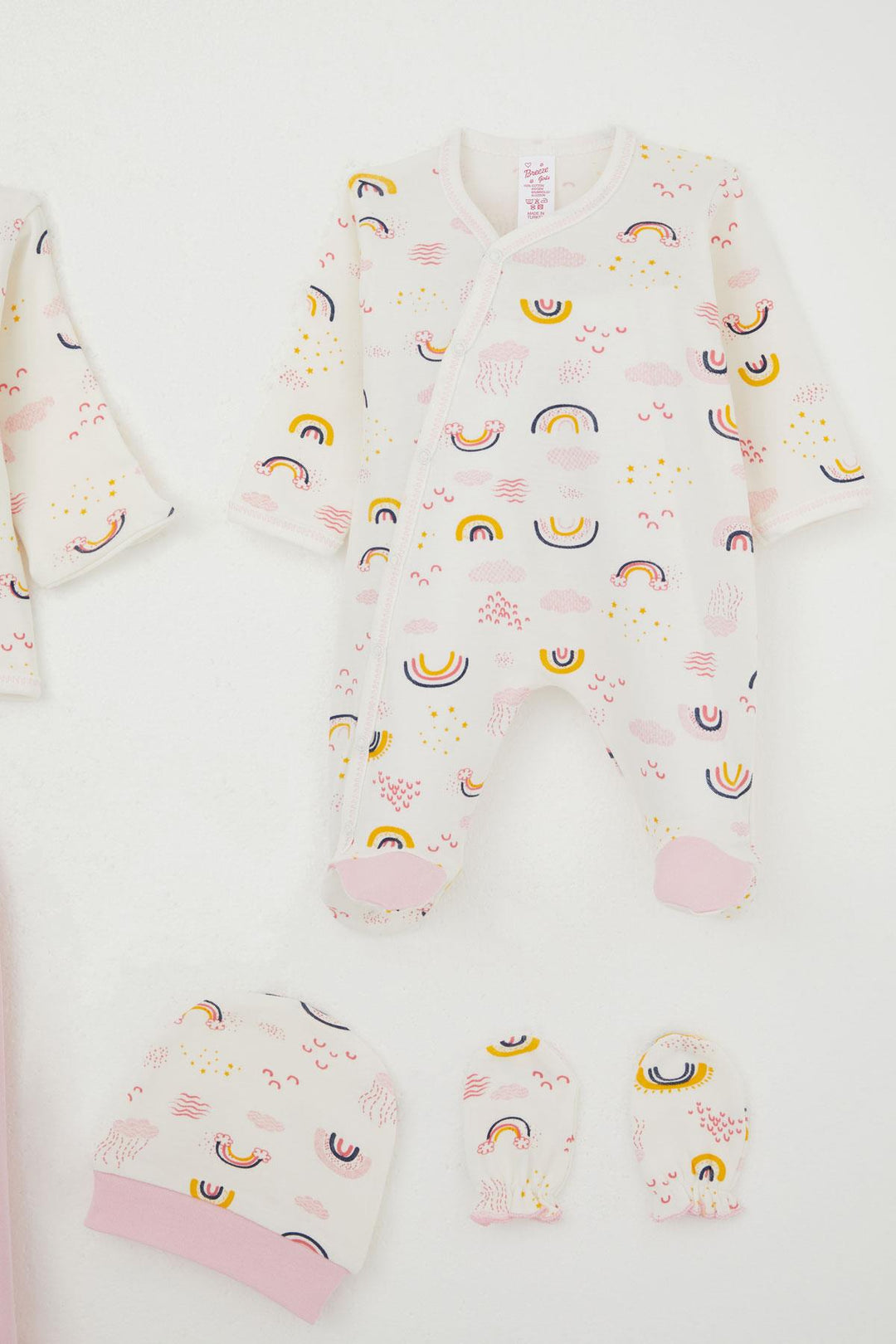 BRE Breeze Baby Girl Hospital Exit 8 Piece Sky Themed Cloud Patterned 0-3 Months, Ecru - Beringen