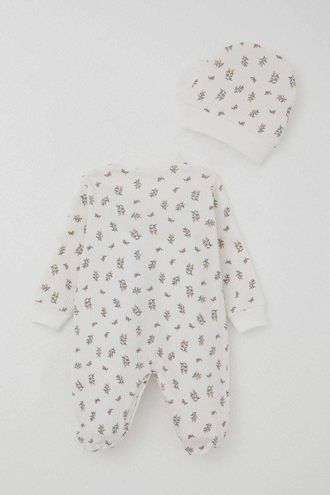 BRE Breeze Baby Girl Romper with Socks Flower Patterned 0-6 Months, Ecru - Grimsby