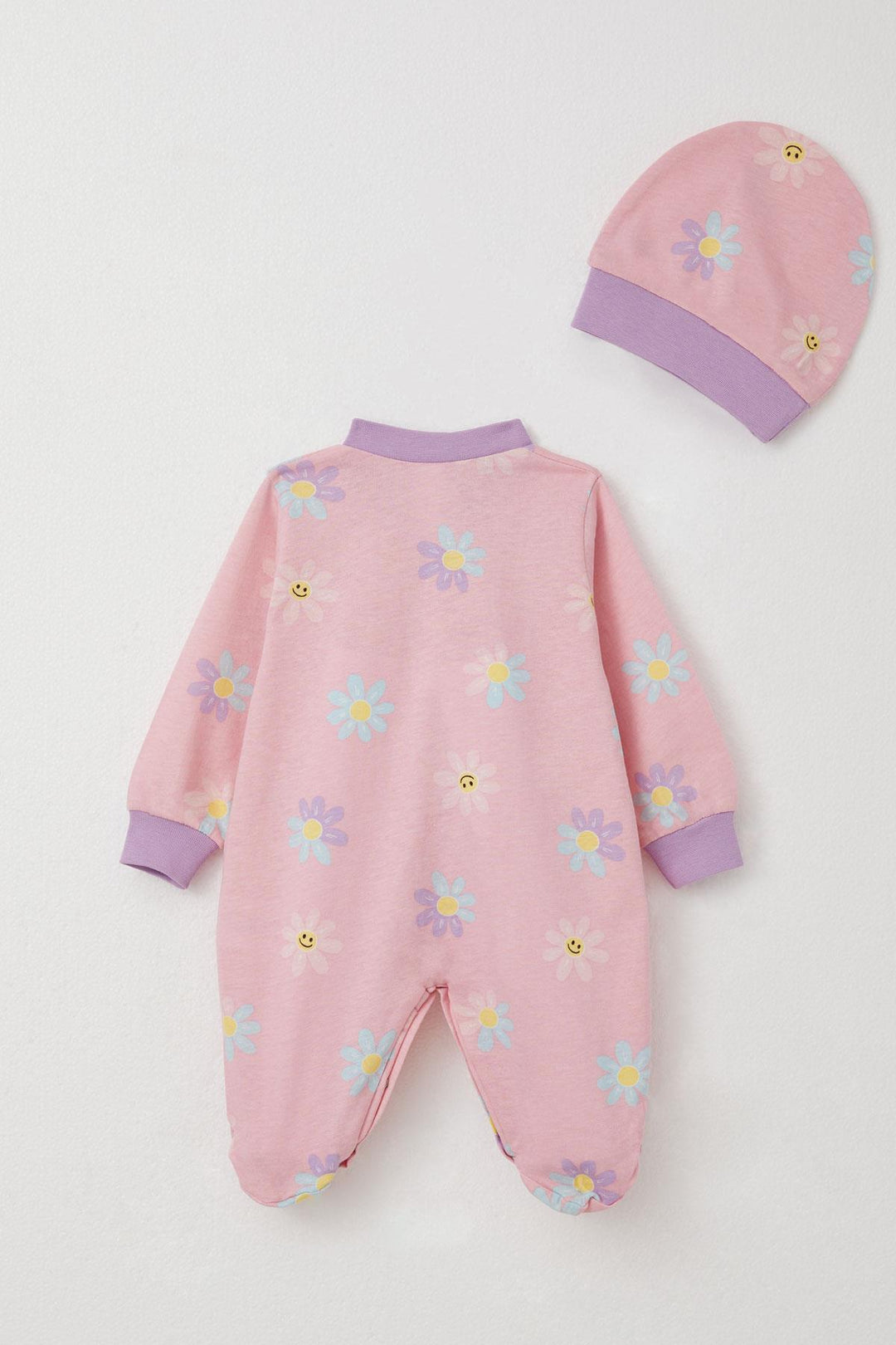 BRE Breeze Baby Girl Romper with Socks Colorful Daisy Patterned 0-6 Months, Pink - Chatham