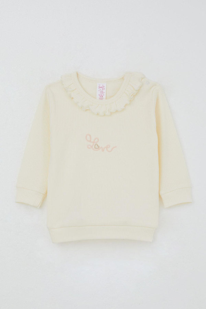 BRE Breeze Baby Girl Pajama Set with Frilly Shoulder Buttoned Collar Embroidered with Writing 4 Months Year, Cream - Baia Mare