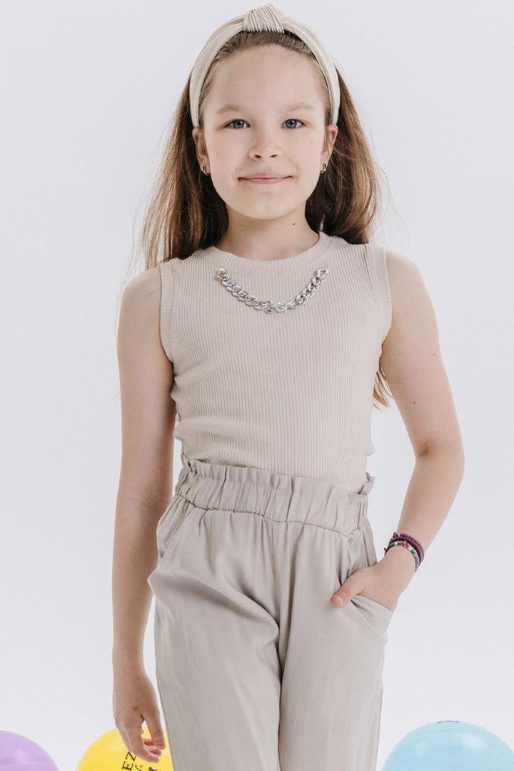 BRE Breeze Girl Child Crop T-Shirt with Chain Accessory, 96 Years, Beige - Freital