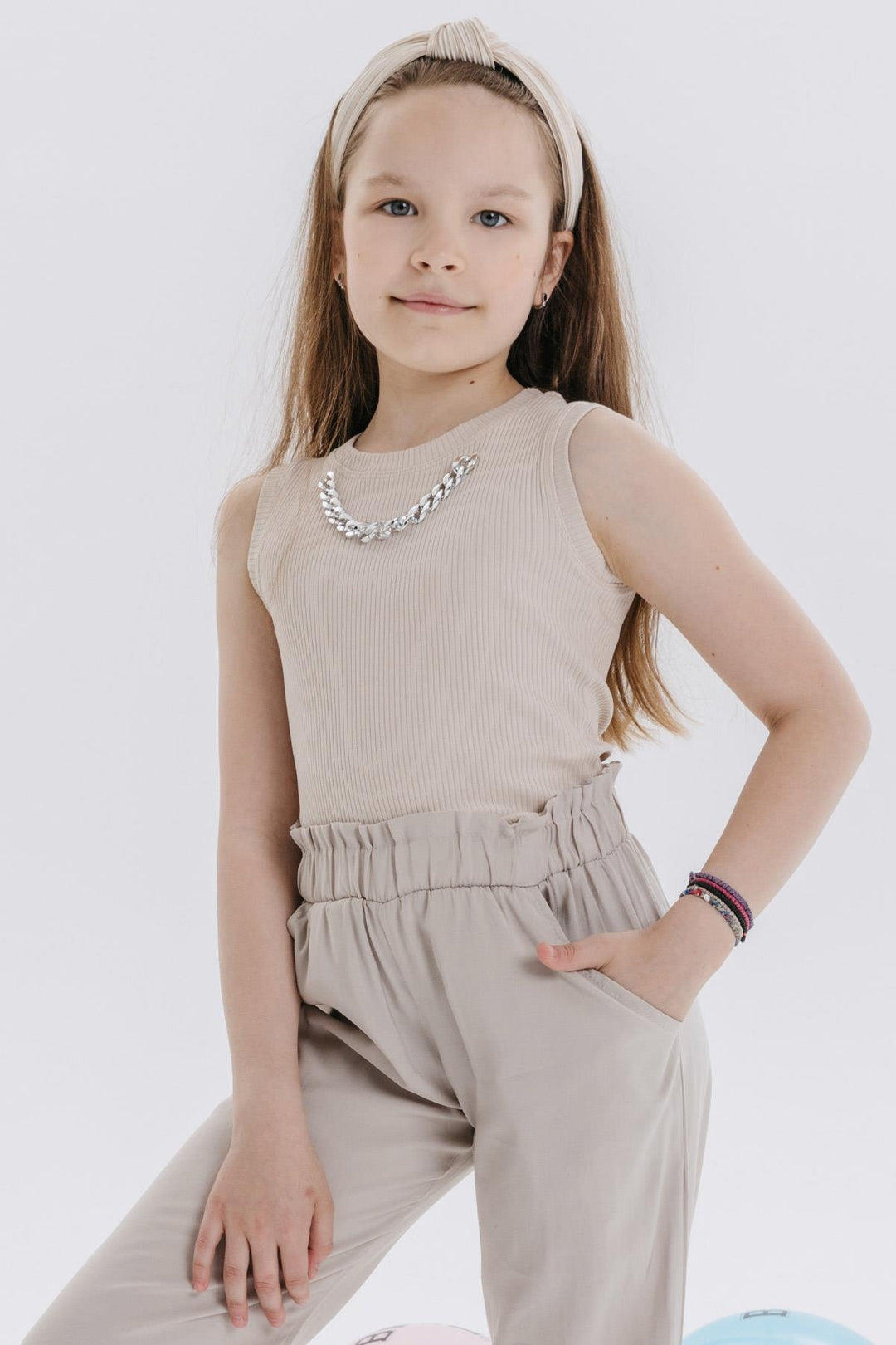 BRE Breeze Girl Child Crop T-Shirt with Chain Accessory, 96 Years, Beige - Freital