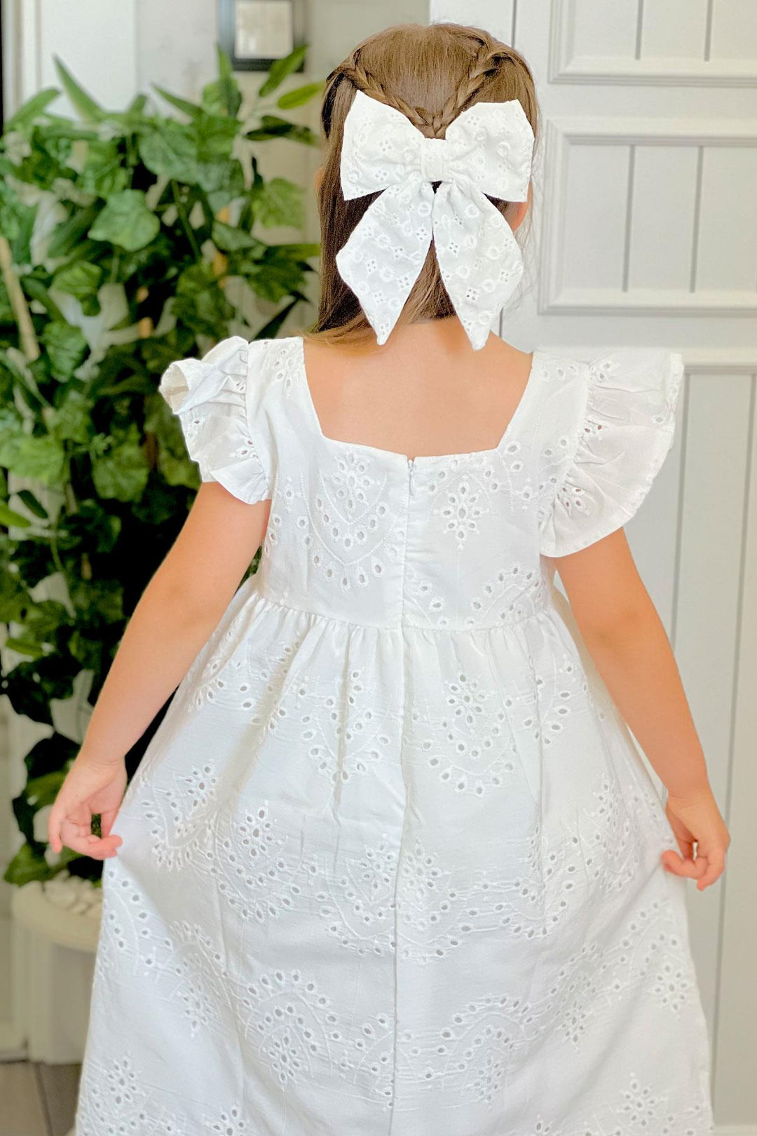 BRE Breeze Girl's Dress with Flower Embroidery, Back Zipper, 3-8 Years, Ecru - Rovigo