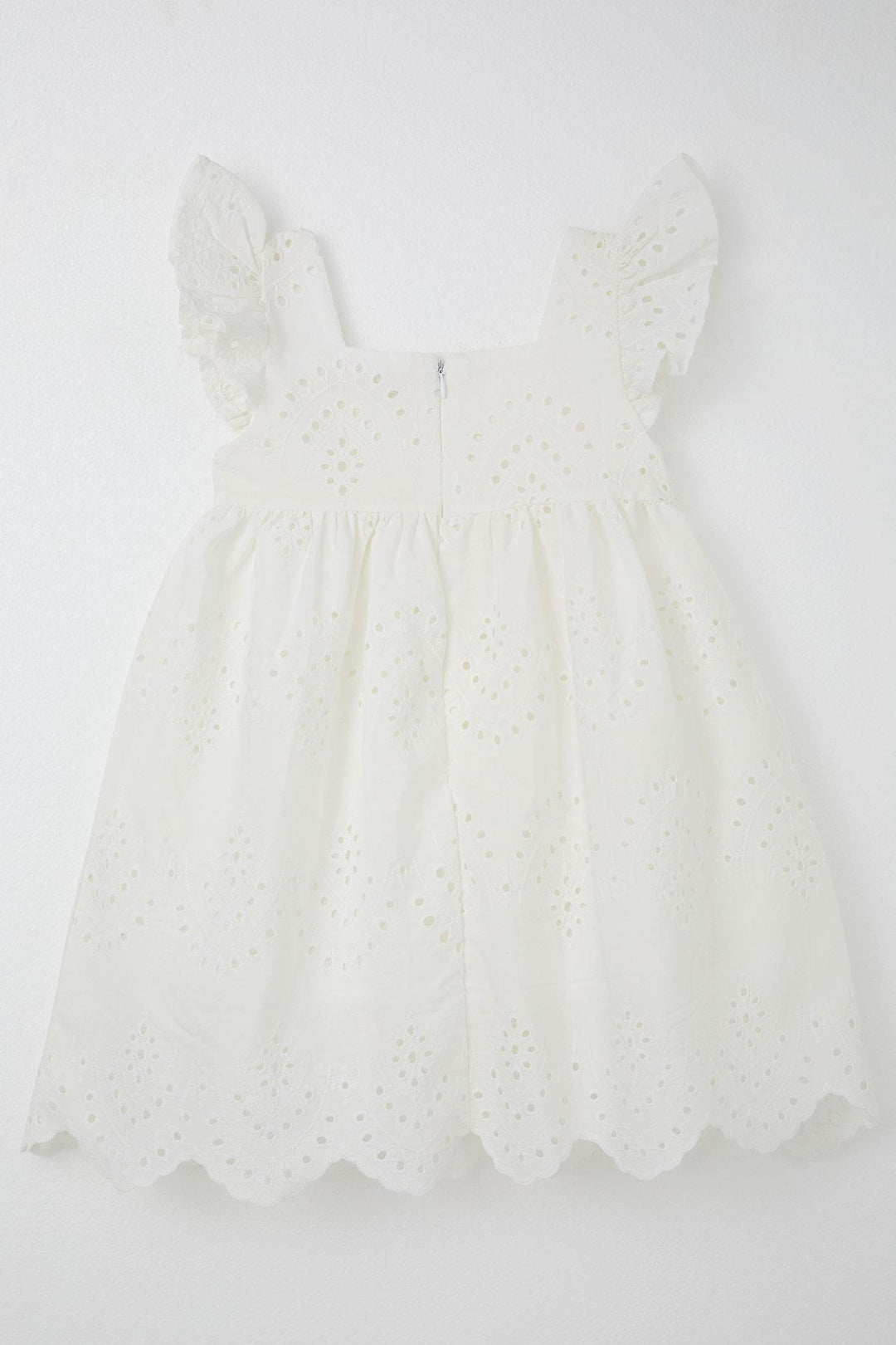 BRE Breeze Girl's Dress with Guipure Embroidery, Zipper Detail on the Back, 3-8 Years, Ecru - Rincón de Romos
