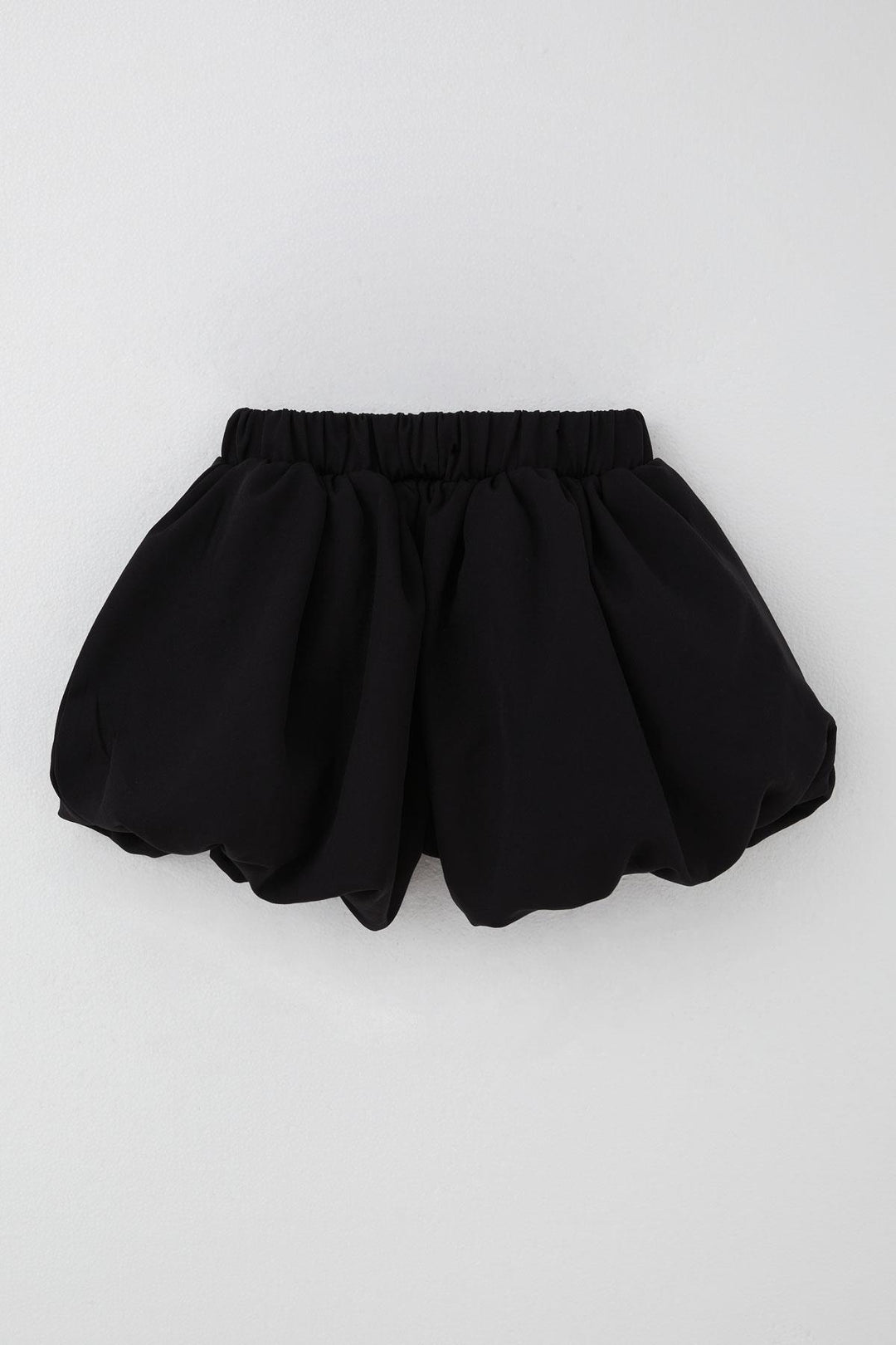 BRE Breeze Girl Child Skirt-Looking Balloon Shorts with Elastic Waist Detail, 84 Years, Black - Erkrath