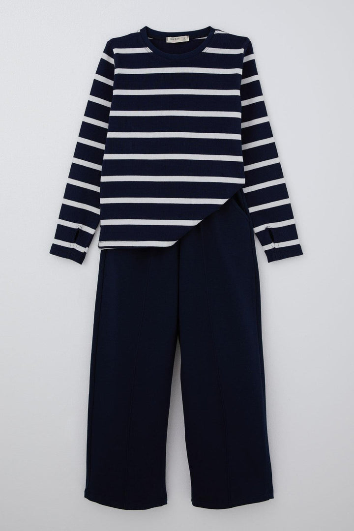 BRE Breeze Girl Child Set with Pants Finger Slit Arm Detail 84 Years, Navy Blue - Coram