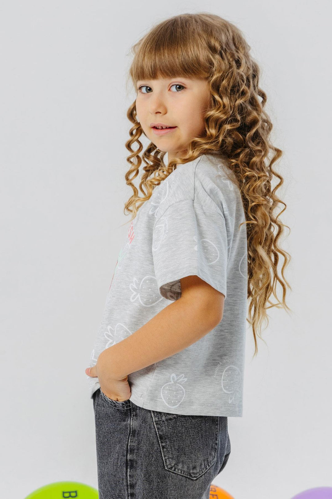 BRE Breeze Girl's T-shirt Crop Strawberry & Text Printed 62 Years, Light Grey Melange - Salon-de-Provence