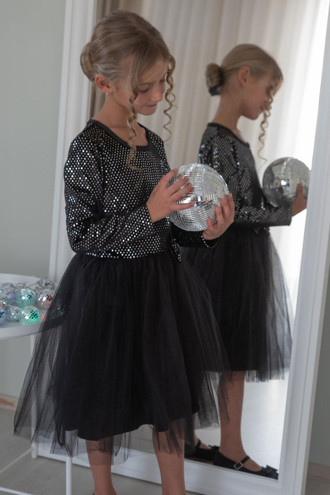 BRE Breeze Girl Child Long Sleeve Dress Velvet Sequined 50 Years, Black - Melun