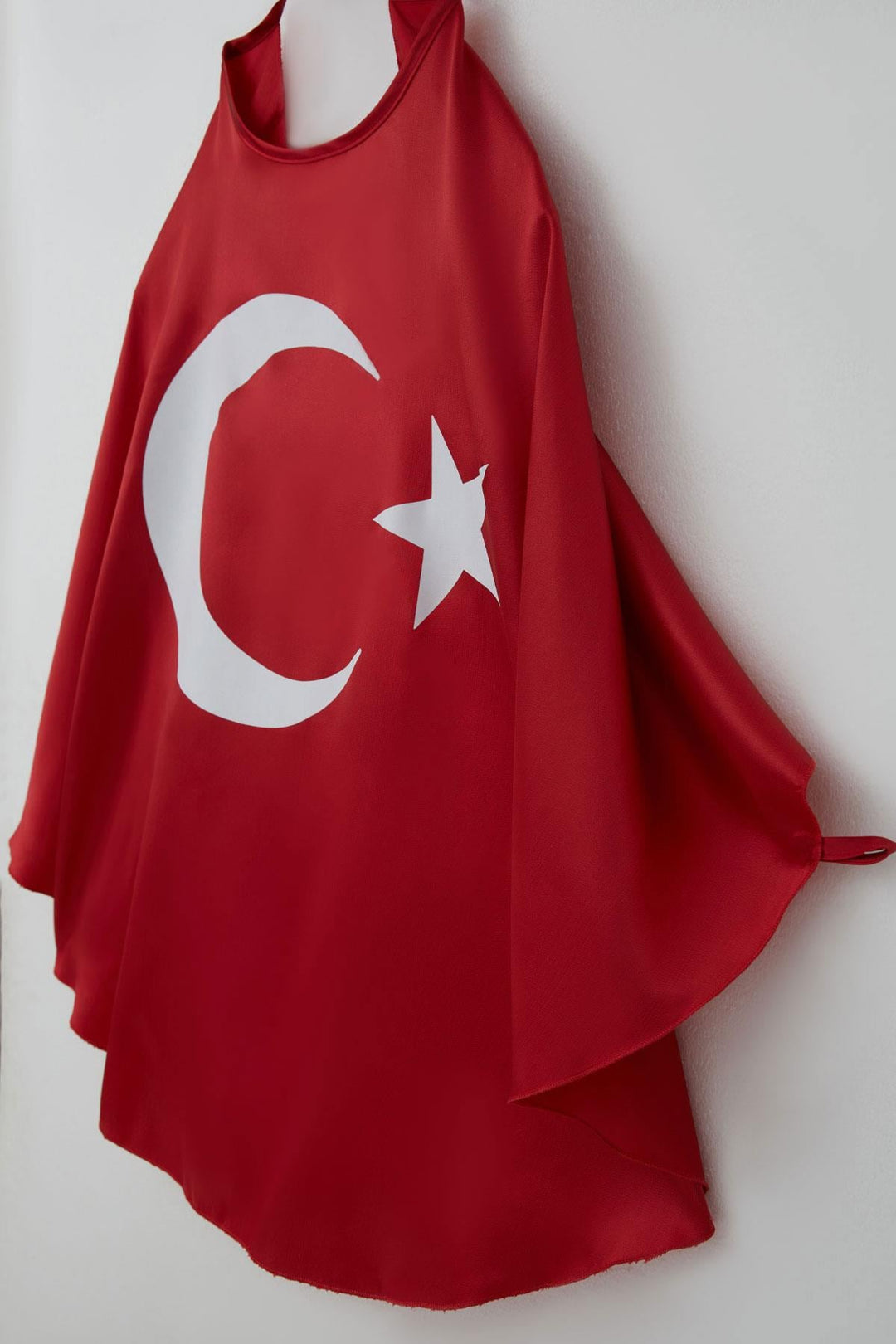 BRE Breeze Türk Bayraklı Pelerin Standart, Kırmızı - Pomezia